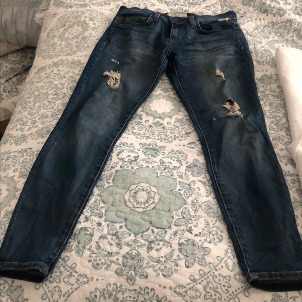 Current Elliott size 24 distressed jeans